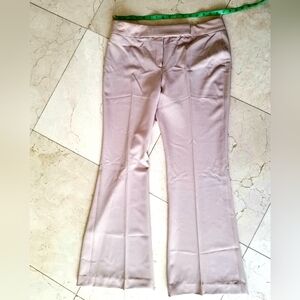 NWOT Tahari Putty Colored Chino Gabardine Trouser. Size 10